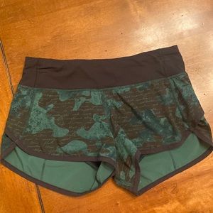Lululemon manifesto camo speed up shorts